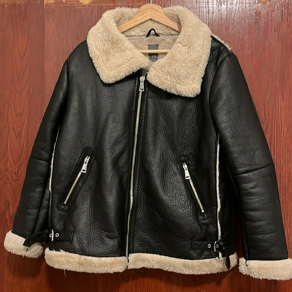 Aviator / shearling jacket
